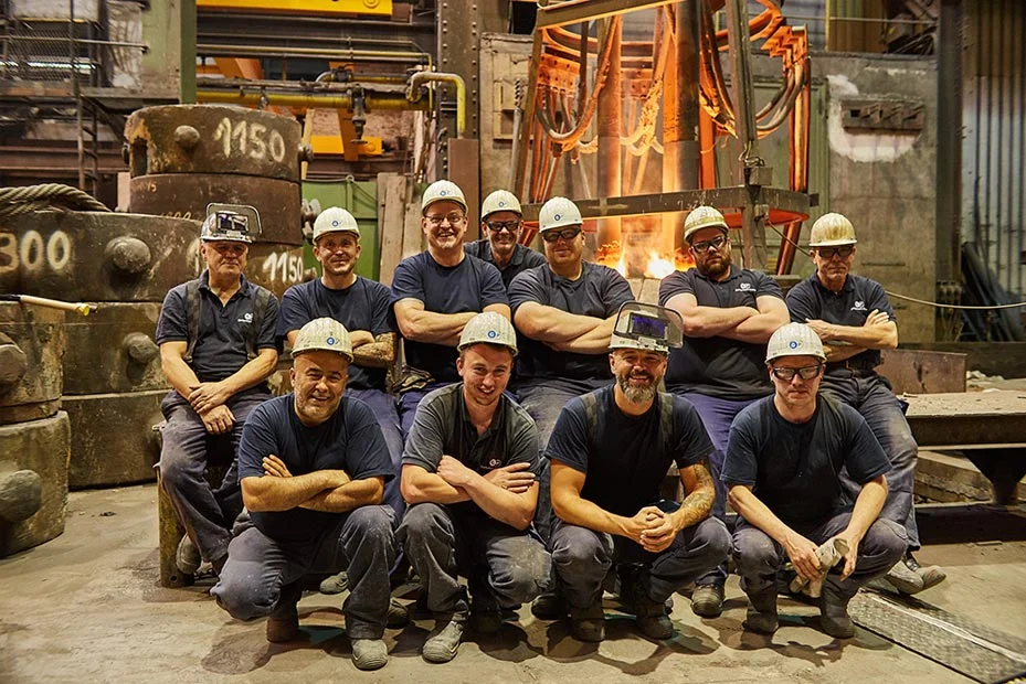 Stellenanzeige Jobs Siegen Zerspanungsmechaniker Gießerei Stellenangebote Mitarbeiter Team Gruppe