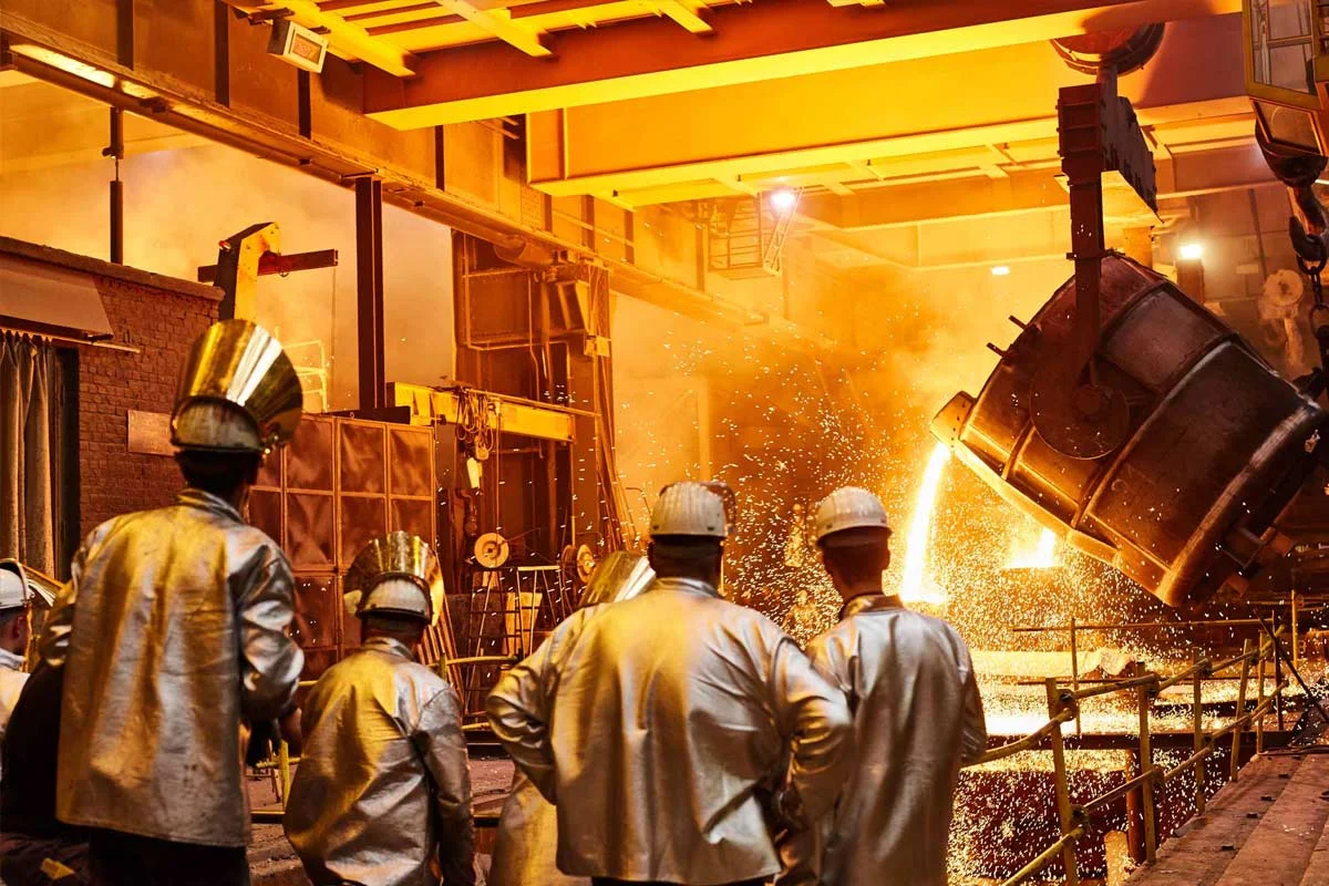 Gießen, Metall, Metallindustrie, Abguss, Gießerei, Eisen, Siegen, Mannschaft, Mitarbeiter, Gussprodukte