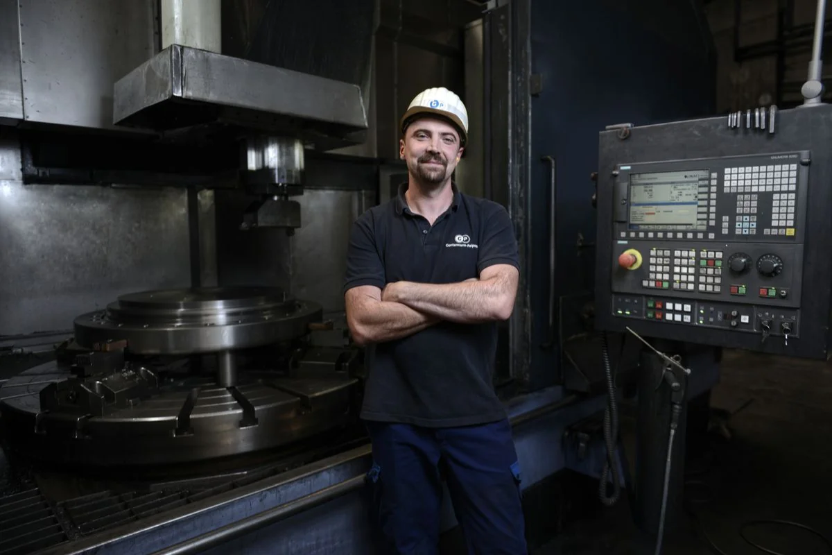 Zerspaner, Zerspanungsmechaniker, Metallindustrie, Gießerei, Eisen, Siegen, Mannschaft, Mitarbeiter, Gussprodukte